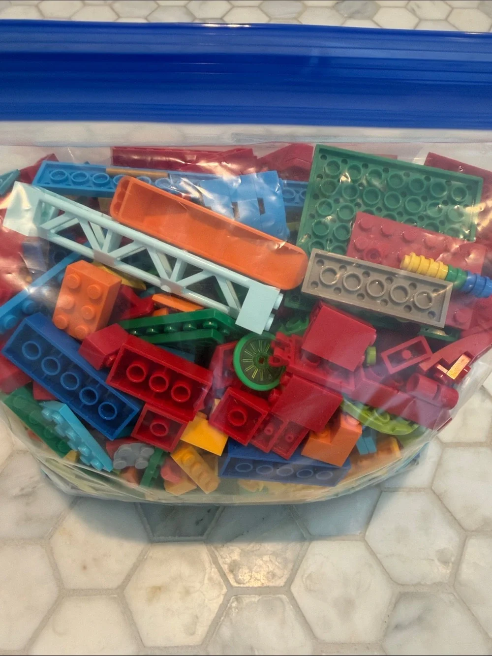 LEGO LOT Miscellaneous Blue Red Yellow & Green Building Bricks